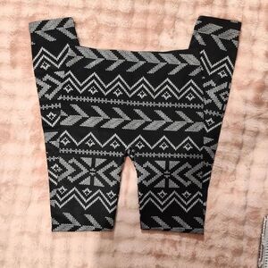 No Boundaries black white aztec print stretchy leggings S 3/5 junior